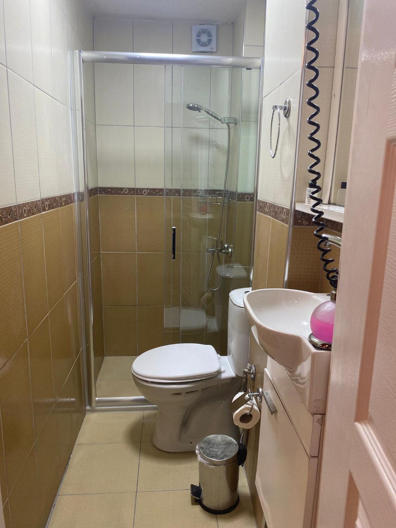 Taksim Bricktown Suite Istanbul Bagian luar foto